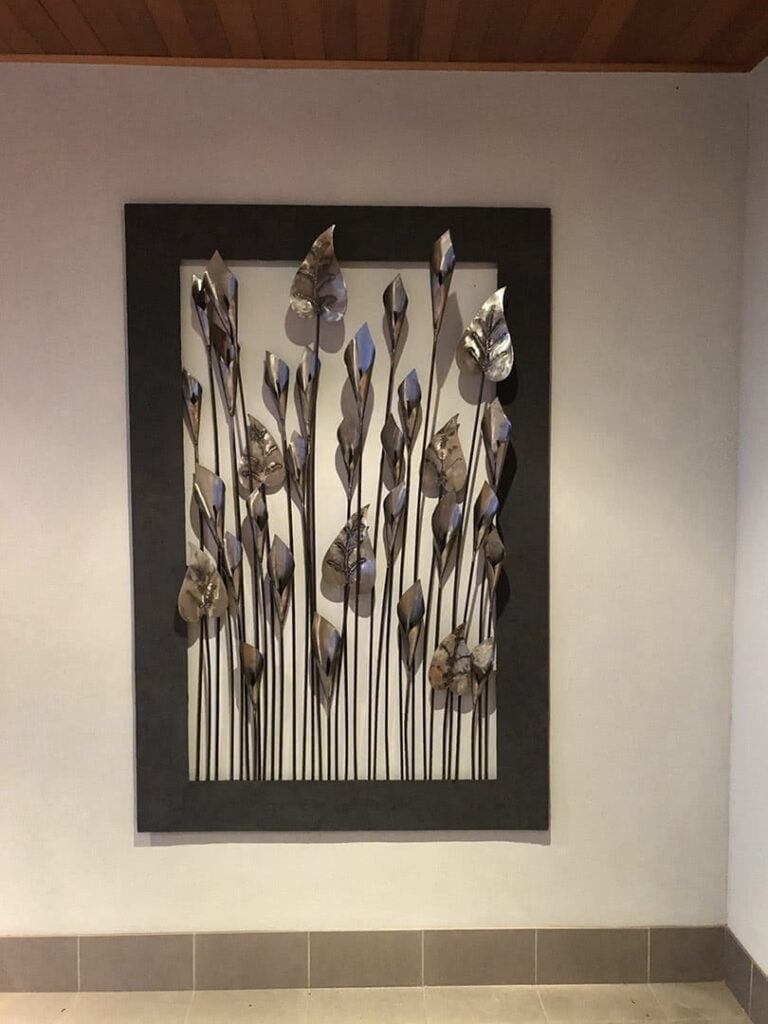 Lilly Silver Metal Wall Art